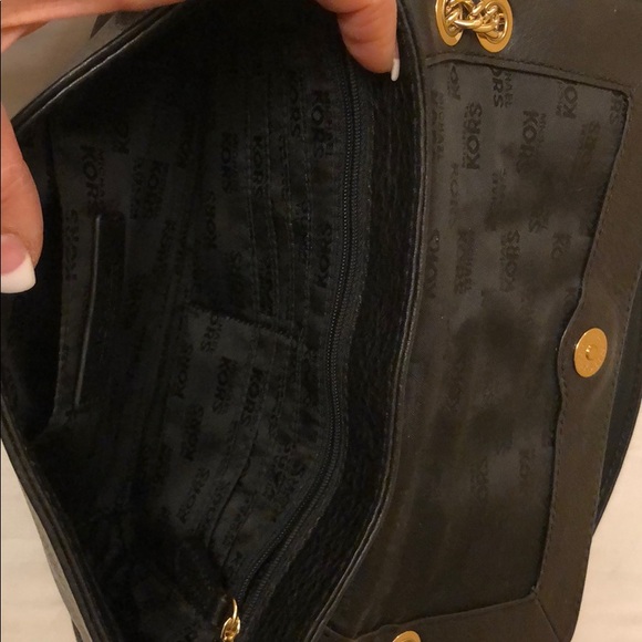 MAKE AN OFFER ⭐️ Michael Kors shoulder bag - Picture 4 of 7